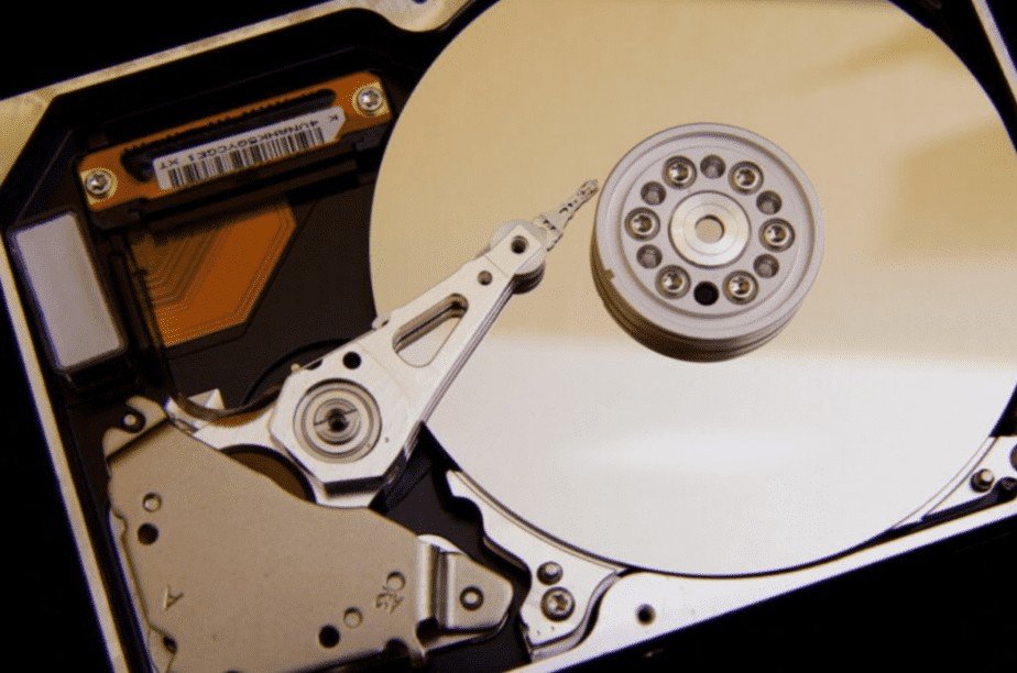 disadvantages of defragmenting an SSD hard drive